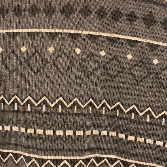 Top -  Columbia - Picture 2 of 9